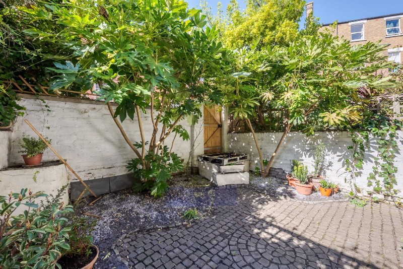 Offley Road, SW9