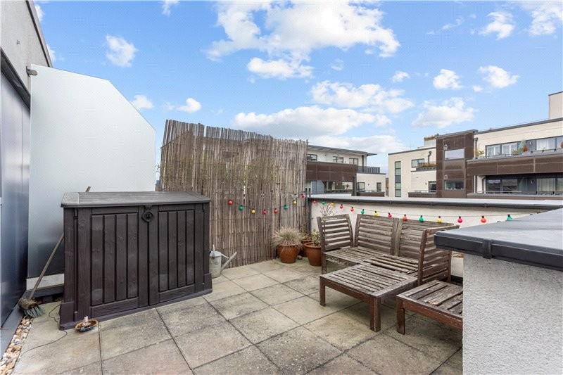 Singer Mews, London, SW4