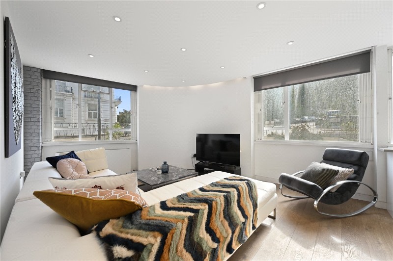 Lansdowne Road, London, W11