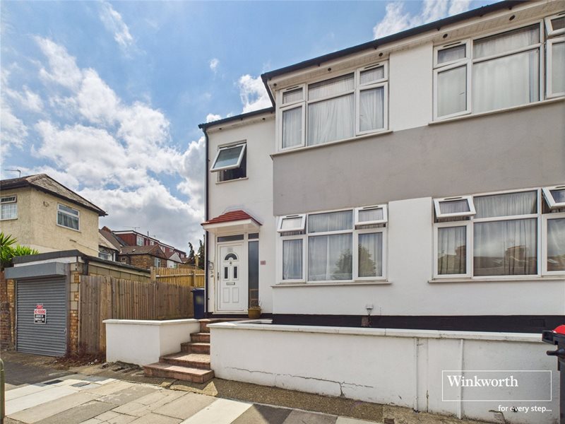 Hillview Gardens, London, NW4