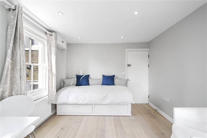 Fulham Road, London, SW6