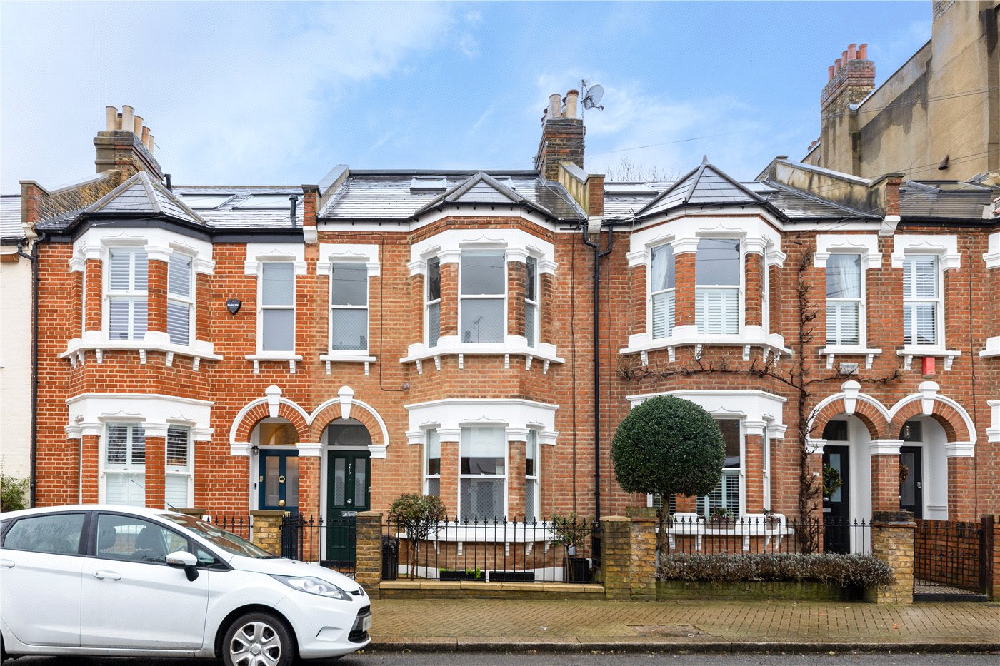 5 bedroom property for sale in Bective Road, London, SW15 (Ref