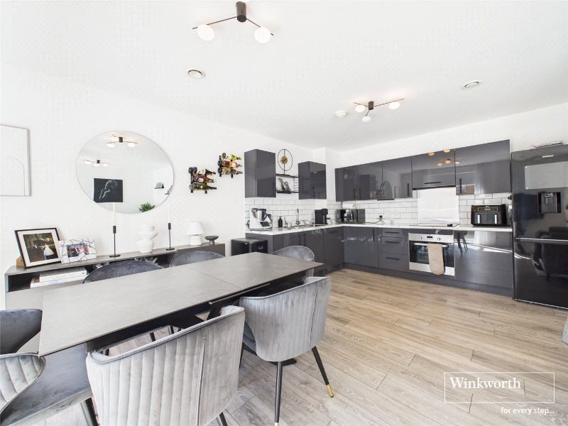 13 Trobridge Parade, Grahame Park Way, London, NW9