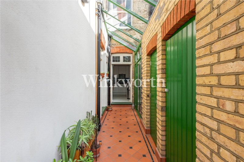 Derwent Road, London, N13