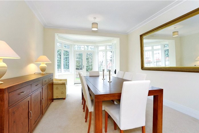 Park Grove, Knotty Green, Beaconsfield, HP9