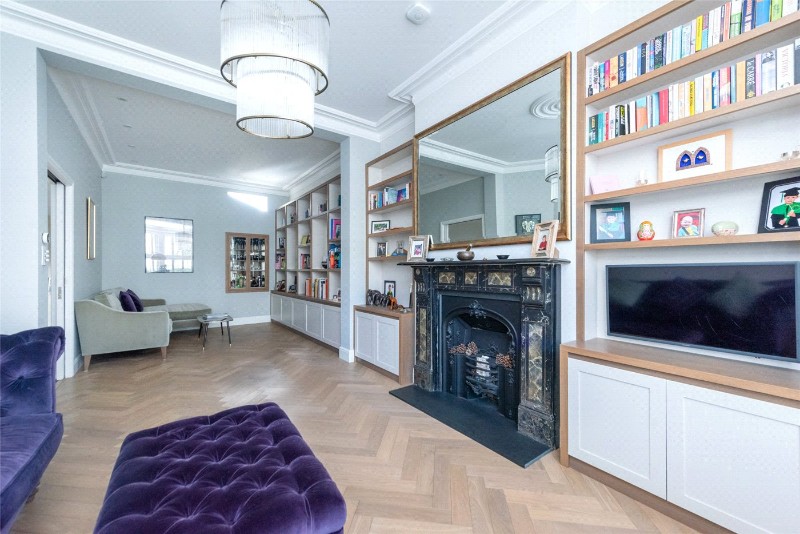 Leighton Gardens, London, NW10