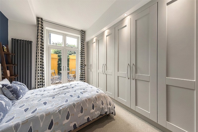 Cromford Road, London, SW18