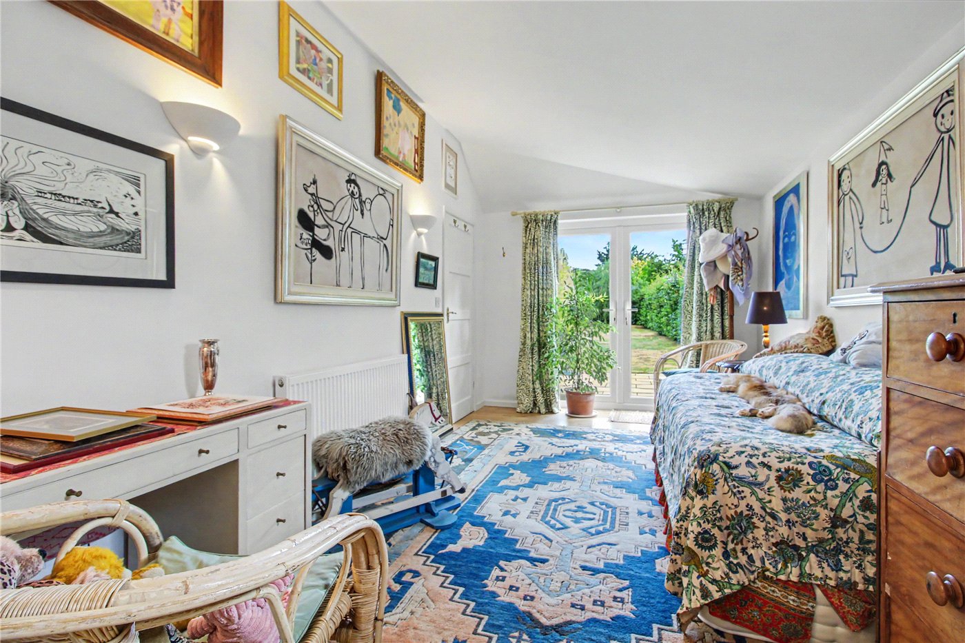 Bedroom/Family Room