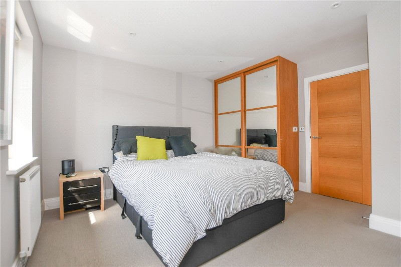 Woodfield Place, Binfield, Bracknell, Berkshire, RG42
