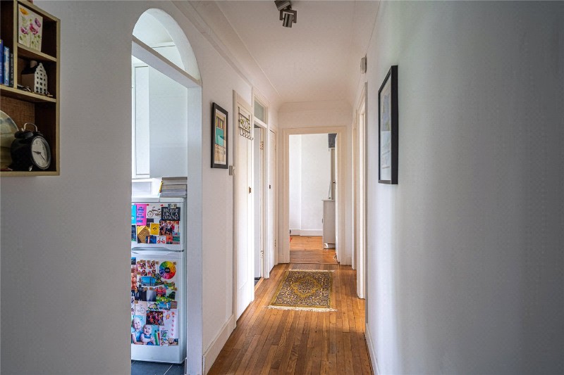 Leigham Avenue, London, SW16