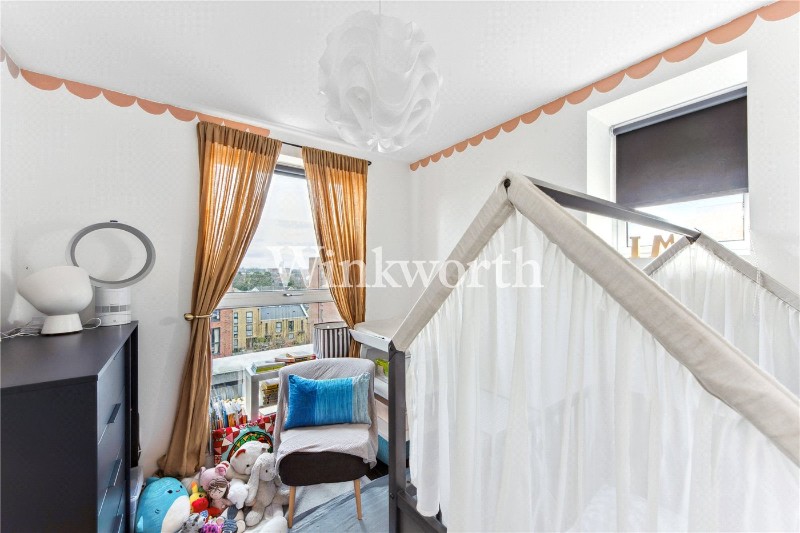Dovetail Place, London, N15
