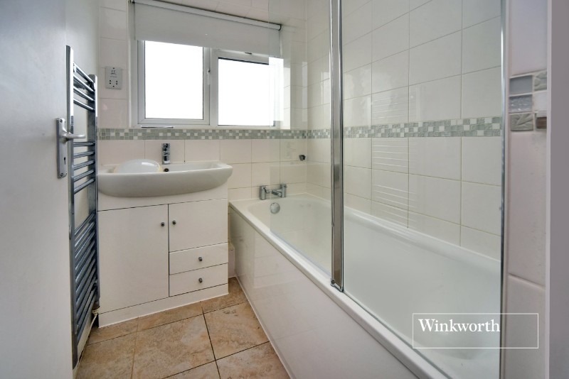Overton Road, Sutton, SM2