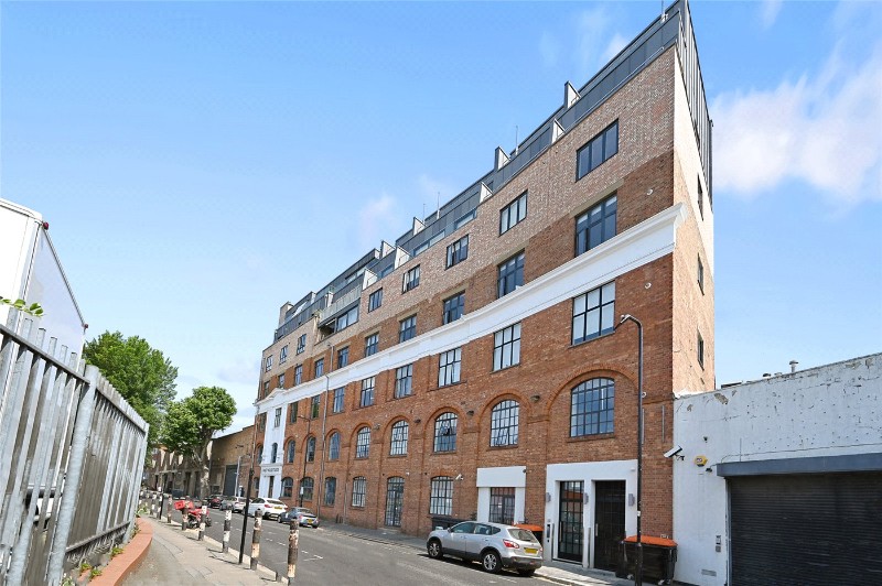 Stanley Gardens, London, W3