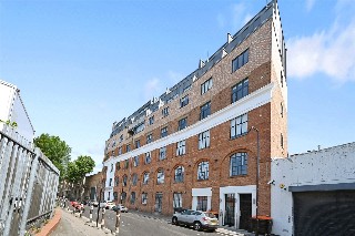 Stanley Gardens, London, W3