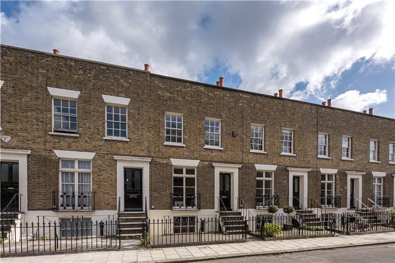 3 bedroom property for sale in Walcot Square, Kennington, SE11 (Ref