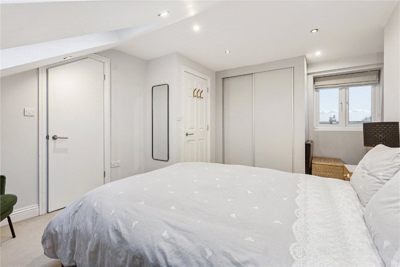 Fountain Road, London, SW17