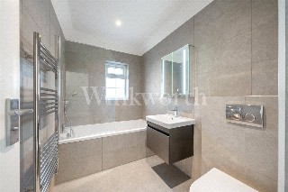 Ravenscroft Avenue, London, NW11