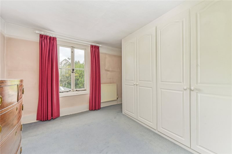 College Street, Petersfield, Hampshire, GU31