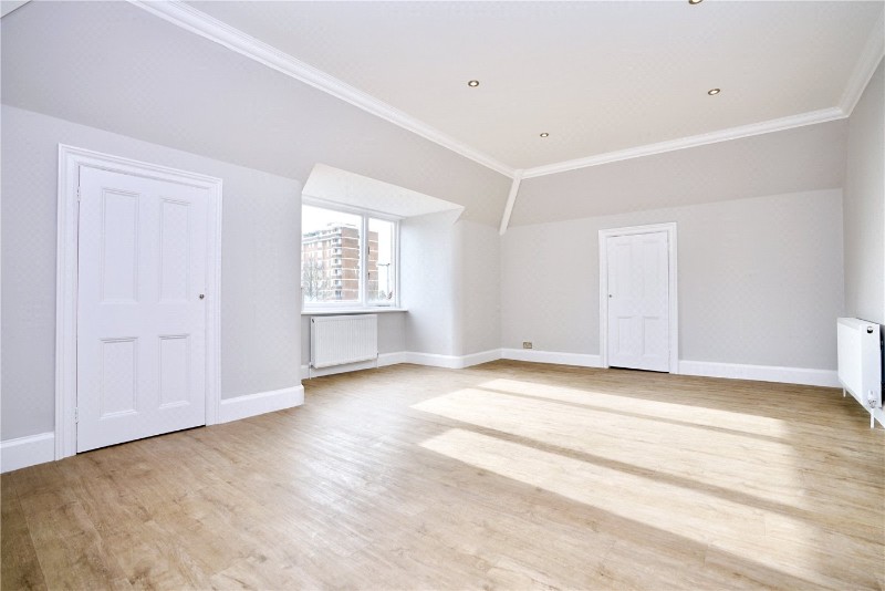 Grand Avenue, Hove, East Sussex, BN3