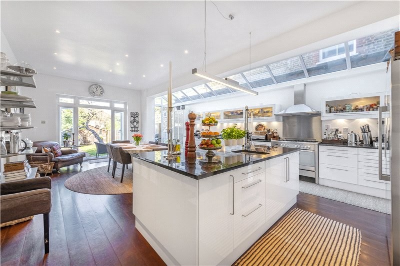 Brook Gardens, Barnes, London, SW13