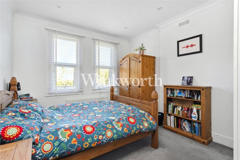 Lightcliffe Road, London, N13
