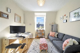 Ferme Park Mansions, Ferme Park Road, N8