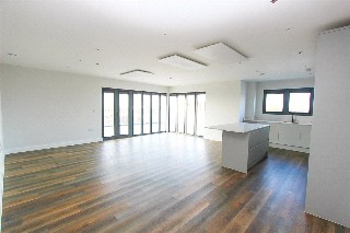 London Road, Hadleigh, Benfleet, Essex, SS7