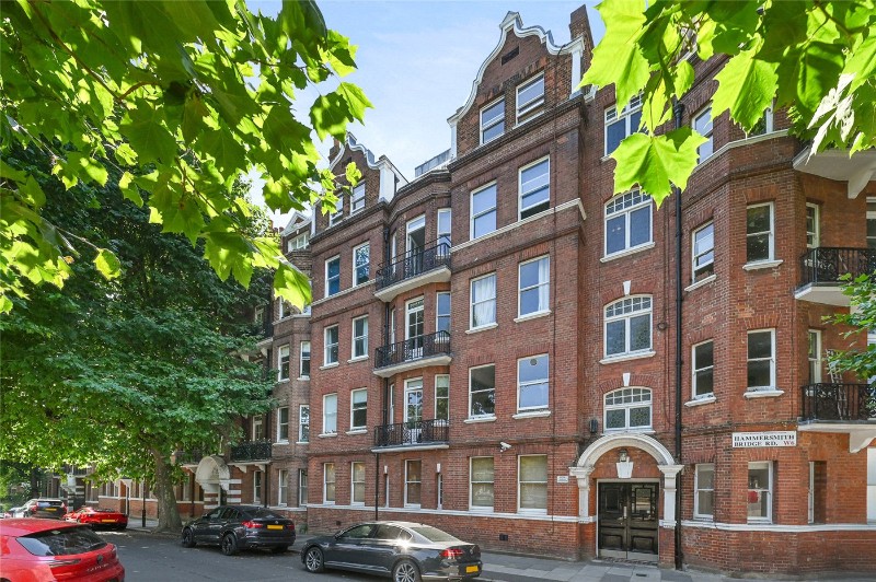 Digby Mansions, Hammersmith Bridge Road, London, W6