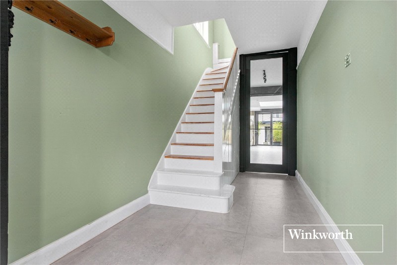 Claigmar Gardens, Finchley, London, N3