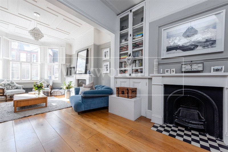 Bathurst Gardens, London, NW10