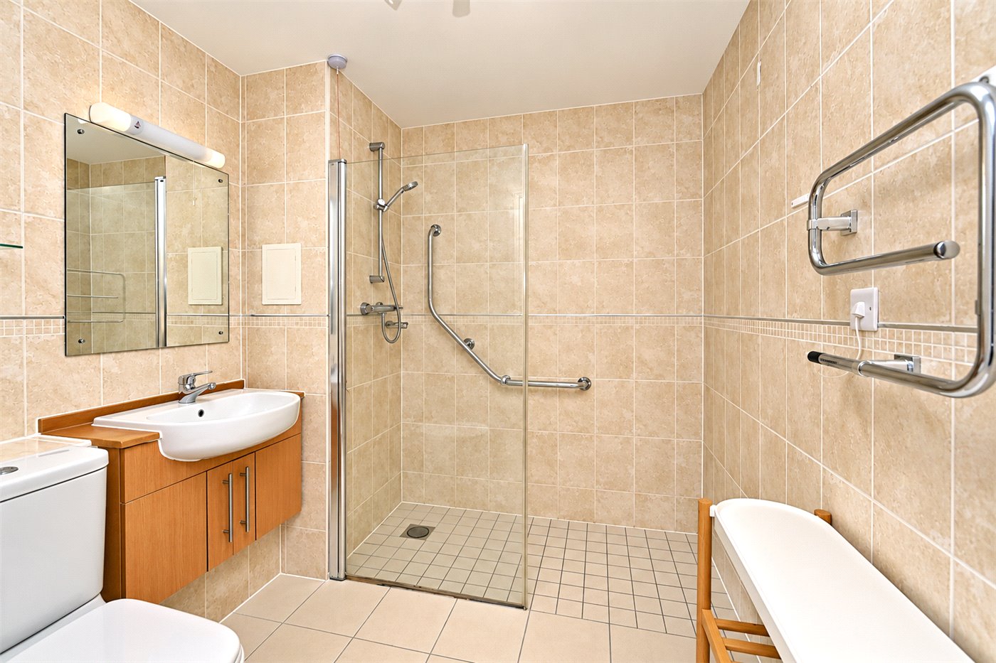 En-Suite Shower