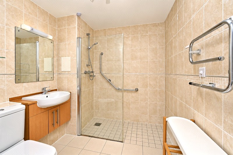 Emma Court, Southern Road, Basingstoke, RG21