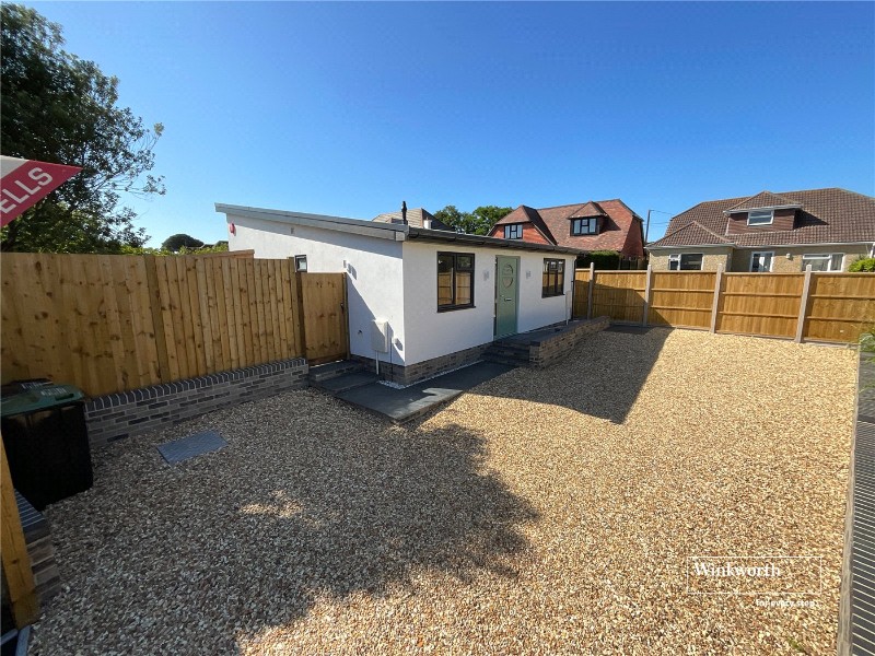 Moat Lane, Barton on Sea, New Milton, Hampshire, BH25