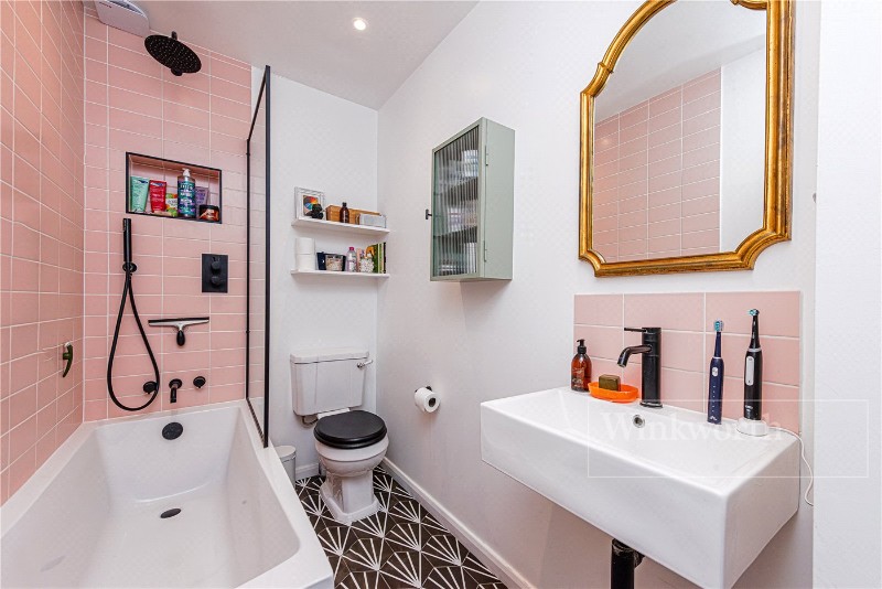 Kilburn Lane, London, W10