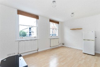 Green Lanes, Newington Green, N16