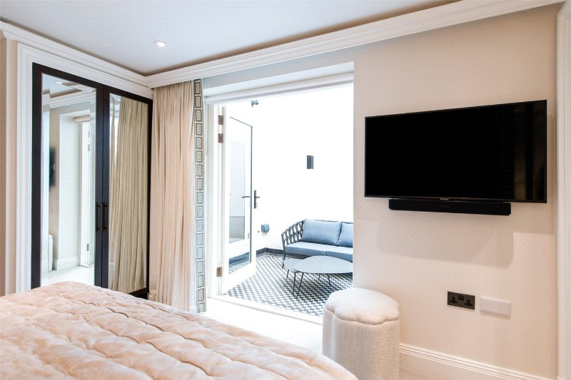 Prince Of Wales Terrace, Kensington, London, W8