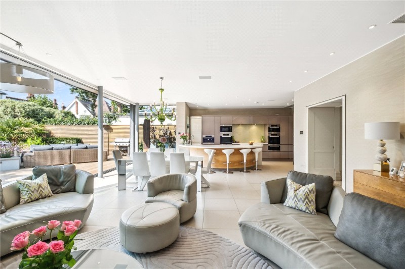 Larpent Avenue, London, SW15