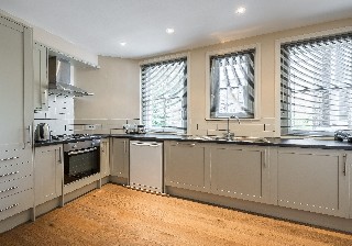 Kennington Lane, London, UK, SE11