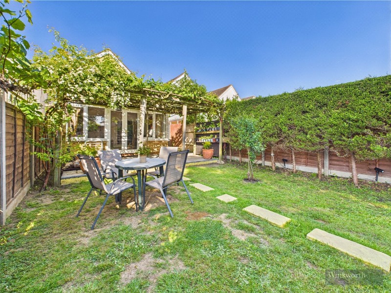 Bourneside Road, Addlestone, Surrey, KT15