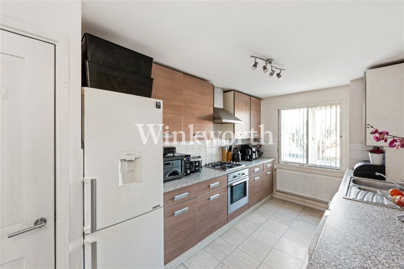 Academia Way, London, N17