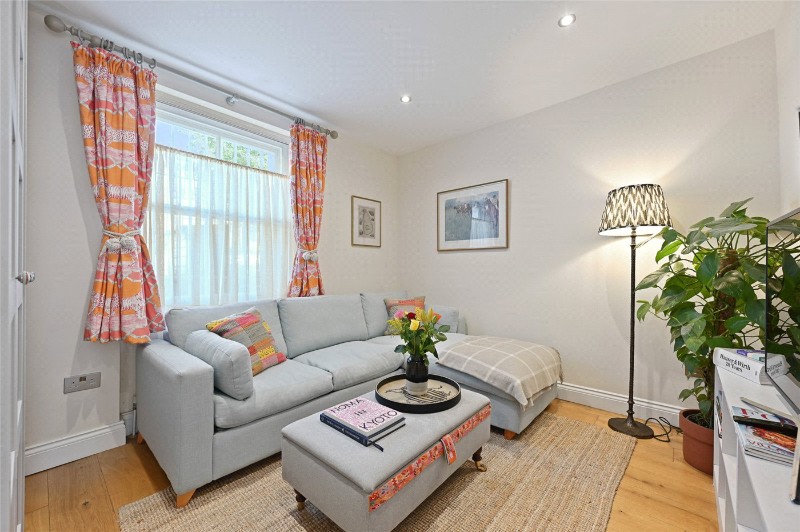 Southcombe Street, London, W14