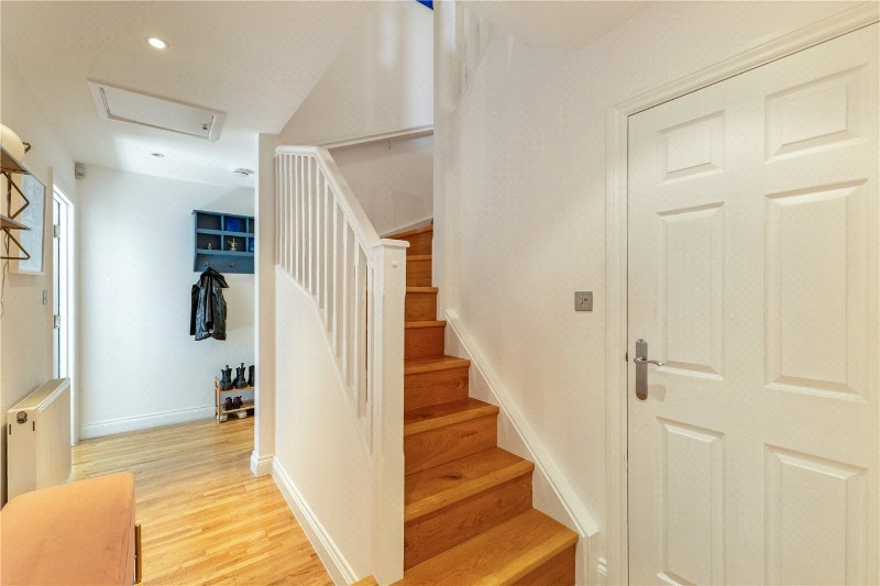 Welmar Mews, London, SW4