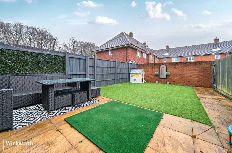 Saunders Way, Basingstoke, Hampshire, RG23