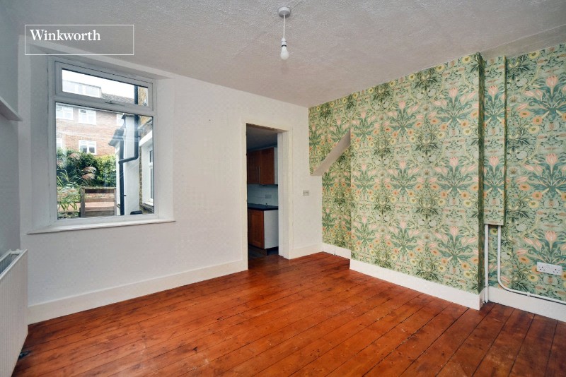 Idmiston Square, Worcester Park, KT4