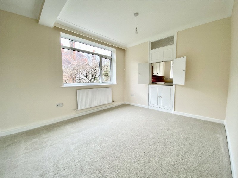 West Cliff Road, Bournemouth, BH4