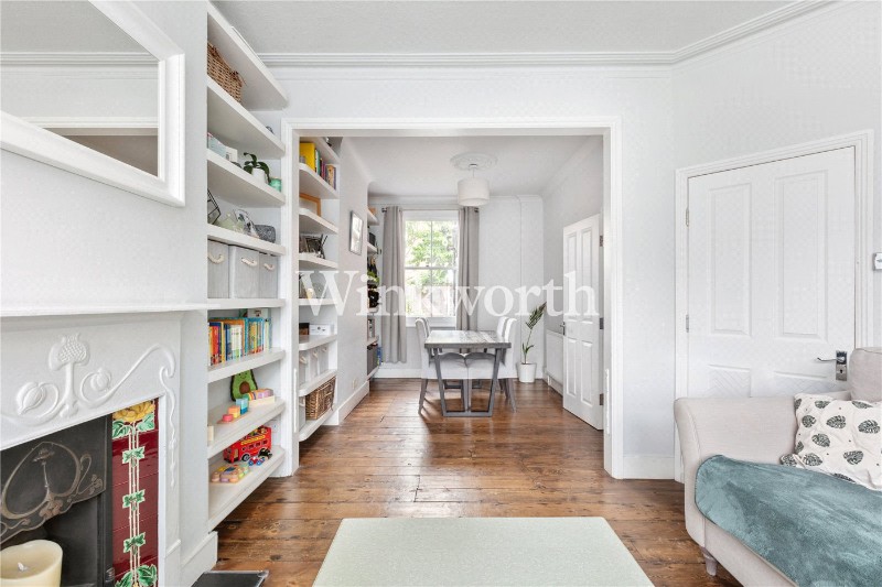 Leith Road, London, N22