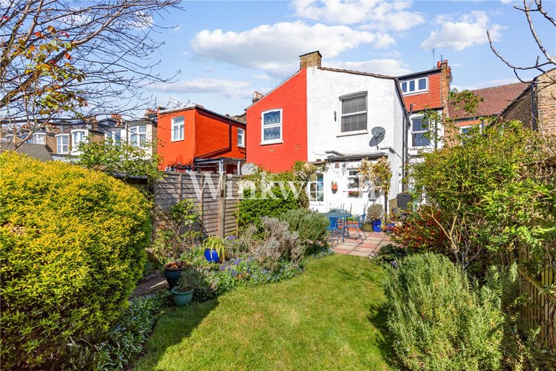 Hewitt Road, London, N8
