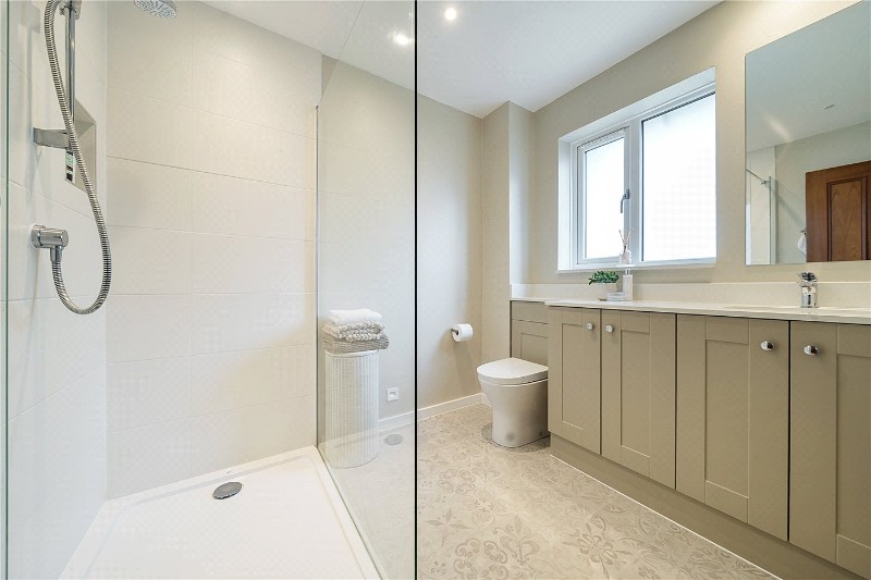 Benett Gardens, Shaw, Newbury, Berkshire, RG14