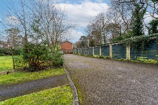 Woodridings, Elgin Road, Weybridge, Surrey, KT13