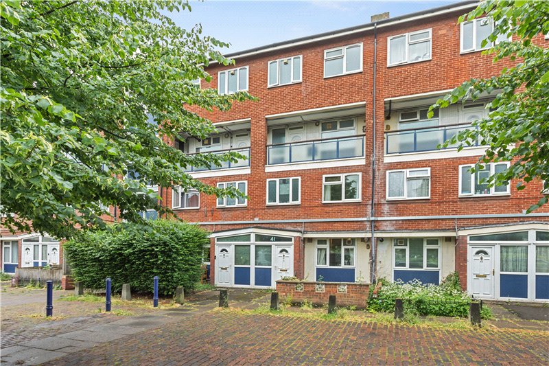 Cooks Road, London, SE17